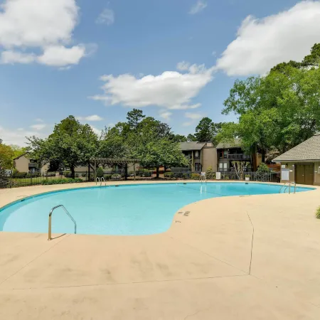 Lakeview Condo w/ Resort Pool: 2 Miles to Golf!