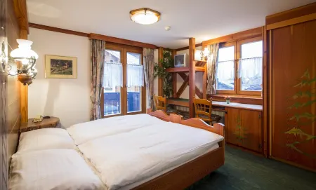 Hotel Olympia Отели в г. Saas-Almagell