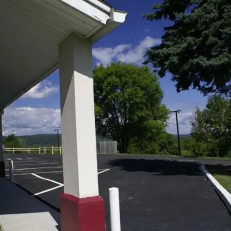 Appalachian Motel