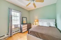 9 Mi to Dtwn Boston: Cozy Malden Apartment Hotels in Malden