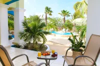 Aqua Viva Suites - Beach