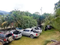 Chalet Castillo - parkir