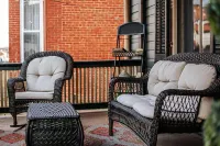 The Bons Amis Suite