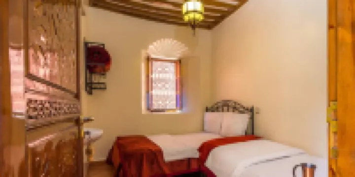 ホテル アトラス