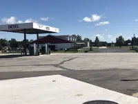Exxon Quik Stop & Motel Hotels in Crivitz