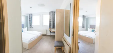 Rosen-Hotel Отели в г. Мансфельд-Зюдхарц