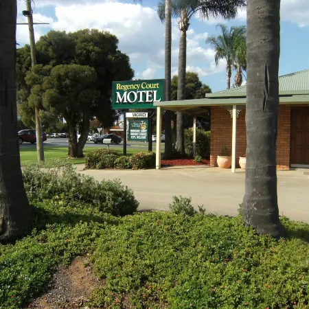 Regency Court Motel