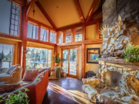 Talus Rock Retreat Hotels in Bonner County