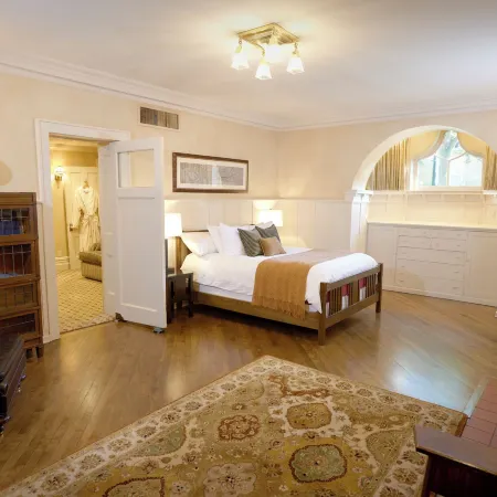 Mansion Hill Inn