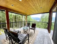 Davis Brook Retreat