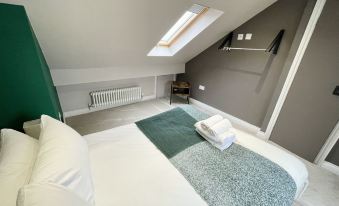 Modern Maisonette in Vibrant Bristol, Free Parking