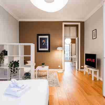Bramante Luxury Apartments by InnStay Rooms