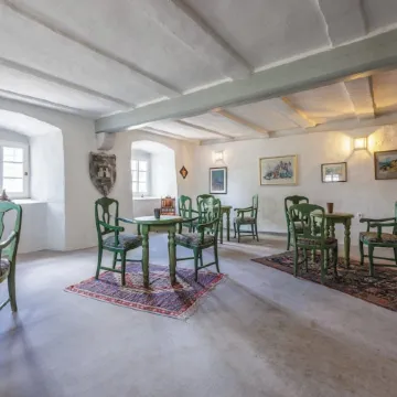 Burg Großbodungen - Ferien im Schloß - Familien & Gruppen Mitten in Deutschland Отели в г. Айхсфельд