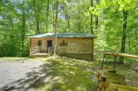All-Season Sunroom and Hot Tub Marion Cabin Retreat - parking