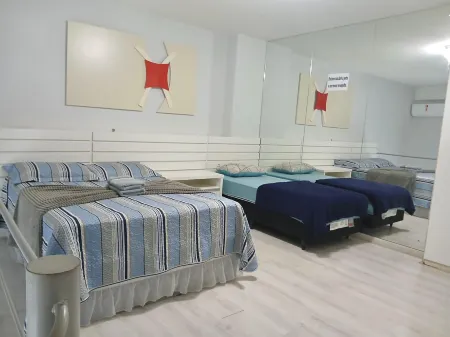 Saint Sebastian Flat 213 - Com Hidro! até 4 Pessoas, Duplex, No Centro Отели в г. Жарагуа-ду-Сул