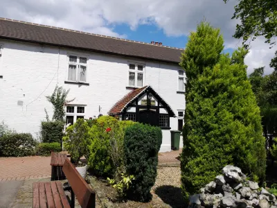 The Tudor Hotel Hotels in der Nähe von Prezzo - The Duck House