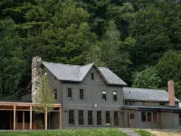 Little Cat Lodge Các khách sạn ở Copake