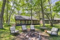1 Mi to Beach & Lake: Breezy Point Cabin w/ Yard! - Wifi