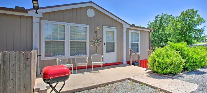 Spacious House ~ 1 Mi to Lake & Boat Ramp! Hotels in Custer County