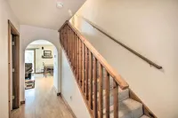 Inviting Townhome: 30 Mi to Yellowstone NP!