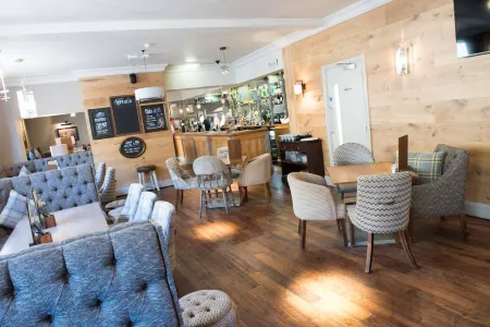 The County Hotel Отели рядом с достопримечательностью «Hexham Abbey»