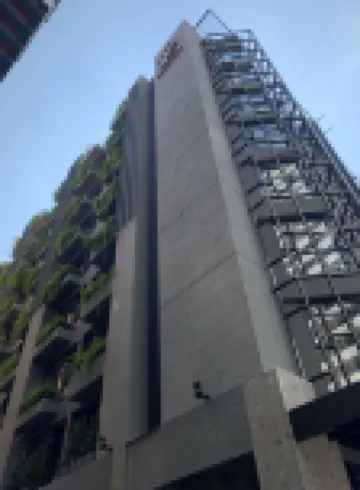 โรงแรมแอทนเรศ