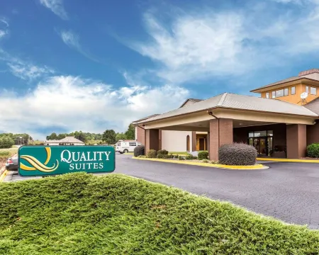 Quality Suites Hickory South