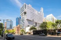 芝加哥戈弗雷飯店 El Maya Restaurant附近的飯店