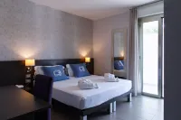 The One Hotel - Designed for Adults - Pet Lovers - parking