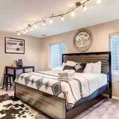 Denver Townhome in Highlands w/ Spacious Yard! Rooms