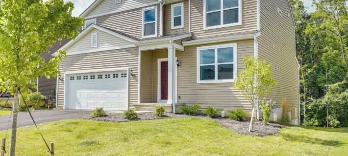 Private Backyard! Spacious Home 25 Mi to Columbus Hotels in Licking County
