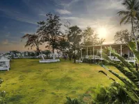 Foxoso la Beach Resort, Morjim Hotels in Morjim