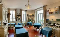 Logis Hôtel la Bellaudière Hotels in Opio