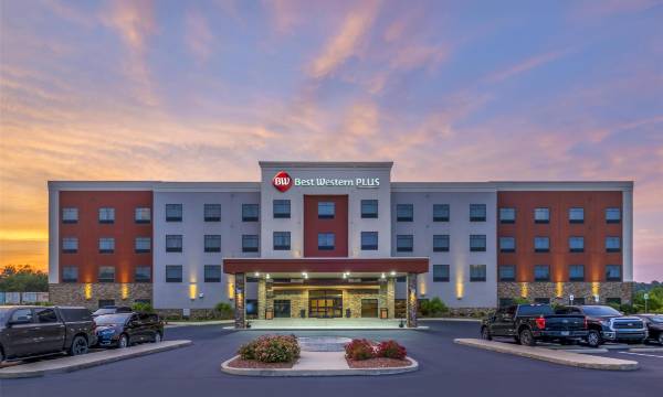 Best Western Plus Elizabethtown Inn Suites