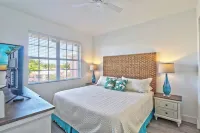 Welcome to "Treasure Pleasure 2" Bahama Beach Club 3-bedroom, Beachfront Condo