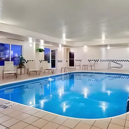 Comfort Inn & Suites