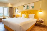 Bloom Hub Weh Andheri