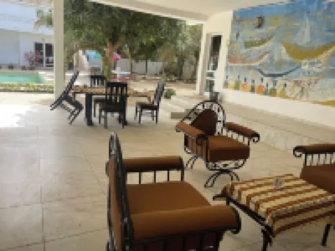 un séjour inoubliable. Surpresseur, chauffe eau, Clim , piscine, plage … jardin. Hotels in Ngaparou