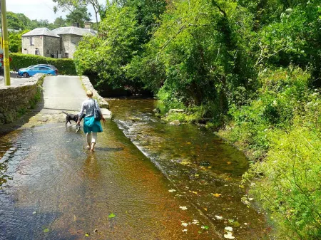 Old Lanvean Cottage Отели в г. Мауган-ин-Пайдар