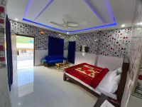 Eagle Nest, Malam Jabba by Lmc