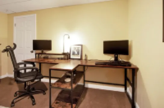 So VT. Pets, Peloton, Movie/Game Room - Lakes, Town & Mt. Snow