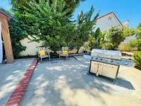 California Dream House w/pool & tennis court