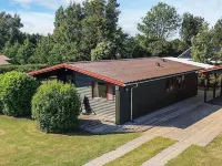 6 Person Holiday Home in Dannemare