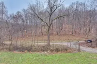Pet-Friendly Home ~ 10 Mi to Hocking Hills! - chambre d’hôtes
