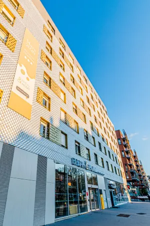 Break & Home Paris Italie Porte de Choisy Отели рядом со станцией Ivry-sur-Seine railway station