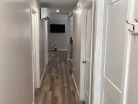 大查齊河畔新近翻新並配有碼頭泊位的三臥室度假屋 尚普蘭住宿飯店