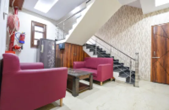 FabHotel Regal, Sector 78