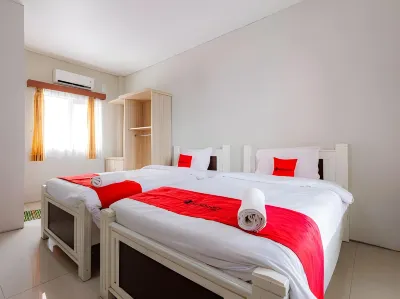 RedDoorz Near Taman Rekreasi Selecta Hotels in Bumiaji