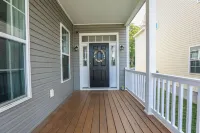 4 Bedroom Cottage - 5 Minutes from both beaches
