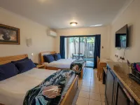 Novena Palms Motel Hotels in Northgate